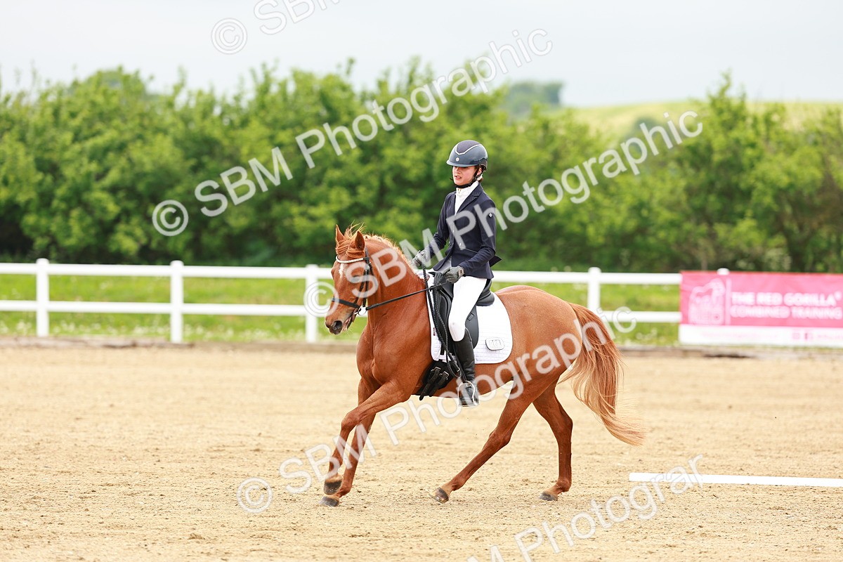SBM_005224 - Class 16 - Novice 6