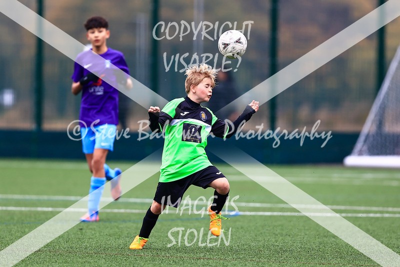 1DX30323 - 2025-10-12 FC Abbey Meads U14 Orange V Kingsdown Lions U14