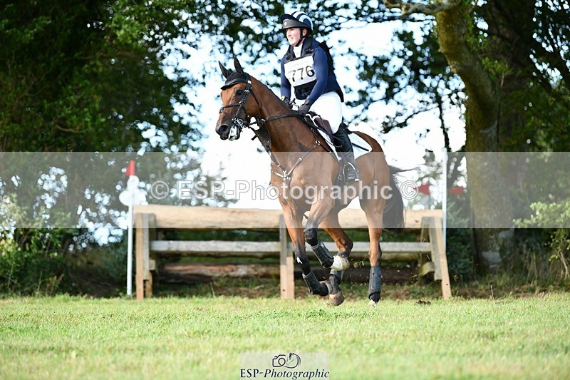 250831-174337-00574 - P-776-Ellie.Discombe