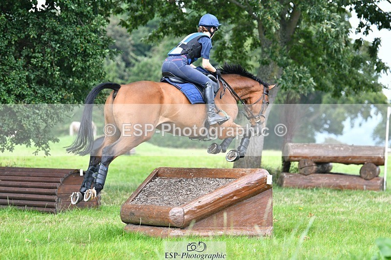 230817-131723-02885 - Abbie's 1st Group - XC