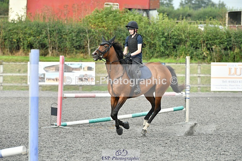 230817-091835-00146 - Theo's 1st Group - Arena