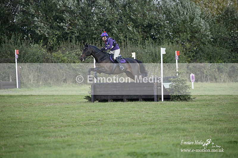  WWHT 171021 3537 - Intermediate Pairs (0.90m)  17/10/21