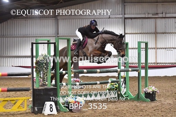 BPP_3535 - CLASS 17 Senior Newcomers/ 1.10m Open