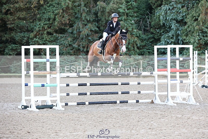 250831A-081009-08577 - Cls 40 Snr Newcomers