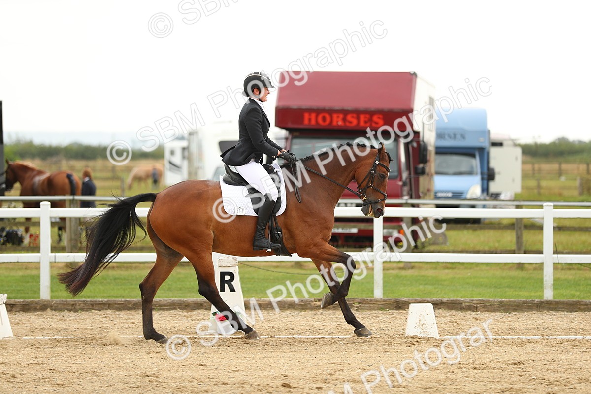 SBM_017727 - Class 13 - Novice 23 - 14.27-15.16