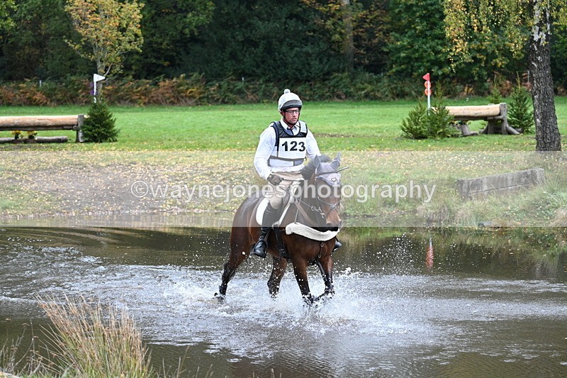 WJ7_4125 - Time 11:49 to 12:11