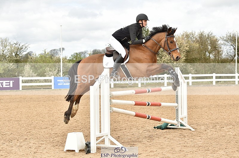 240403A-141100-00731 - Cls 4 Newcomers and 1.10m Open