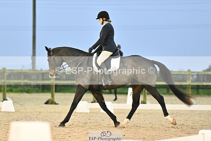 241103-164515-03412 - Novice 1 - 16.18 to 17.50