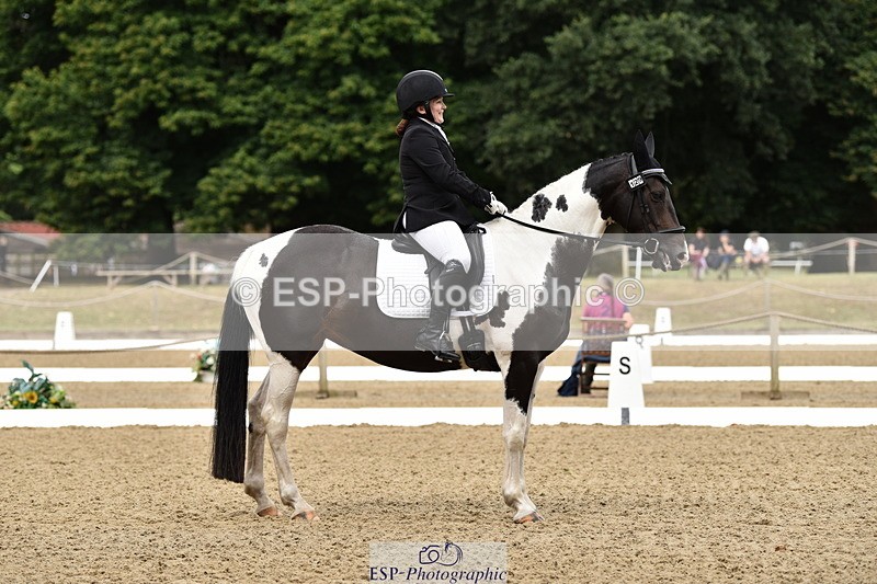 140109A-232204-08453 - 129-Nicole.Windley-Sweetcombe.Huntsmans.Girl