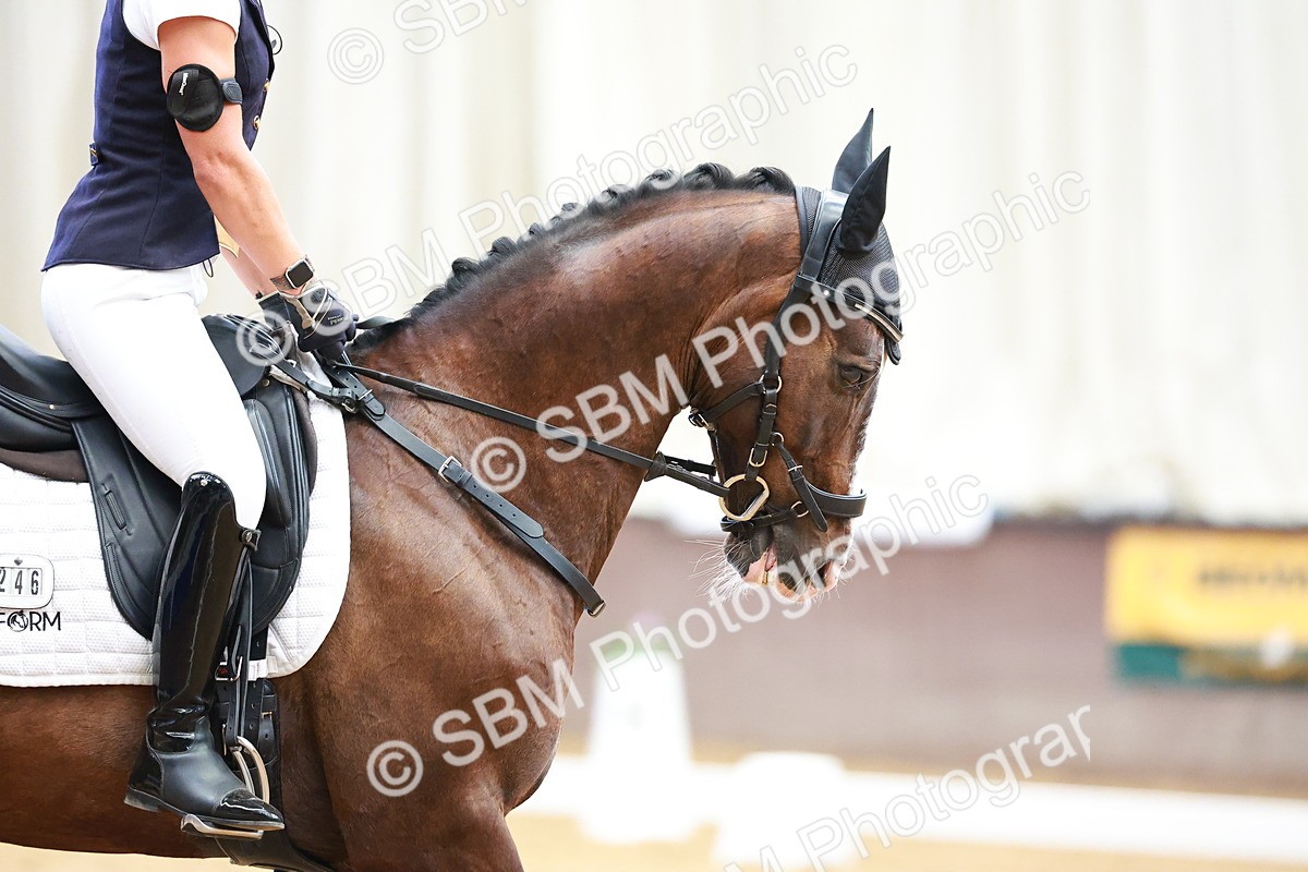 SBM_003842 - Para PYO Warm Up