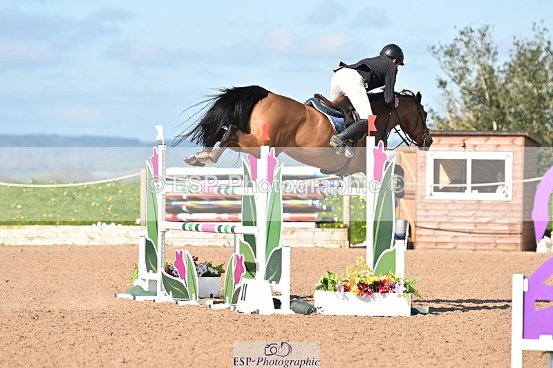 240418A-094313-01806 - Cls 1 2 Star Small Tour 1.30m