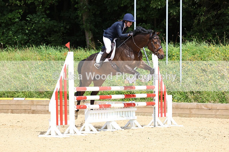 3E7A1593 - Class 13: Senior Newcomers/1.10m open