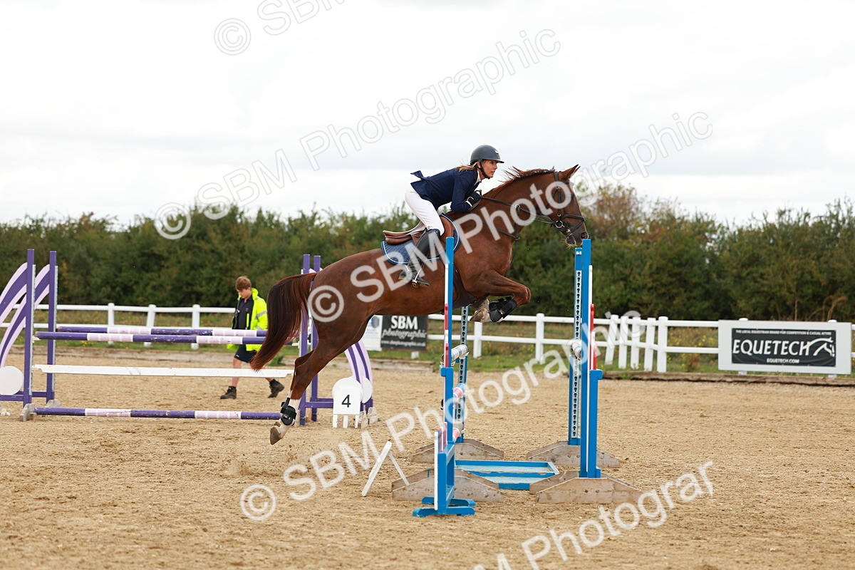 SBM_001427 - Class 4 - Senior Newcomers - 1.10m