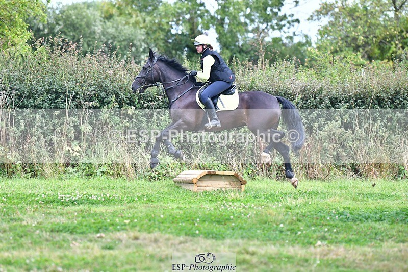 230817-150542-03081 - Abbie's 2nd Group - XC