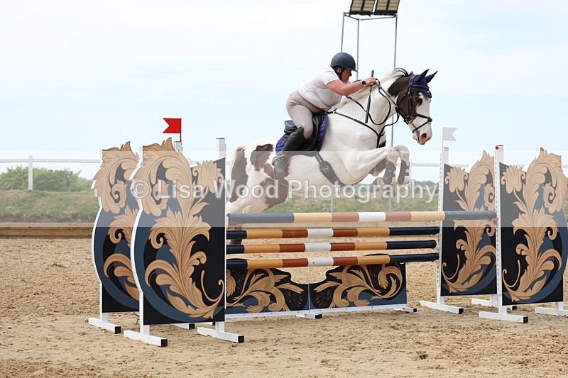 3E7A7089 - Class 7: Senior Newcomers/1.10m open