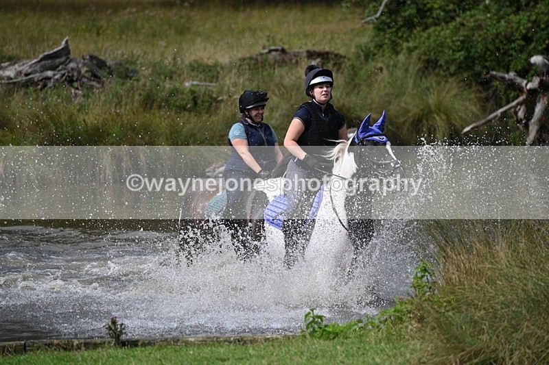 WJ7_1935 - Time at Water 10:48 to 11:13