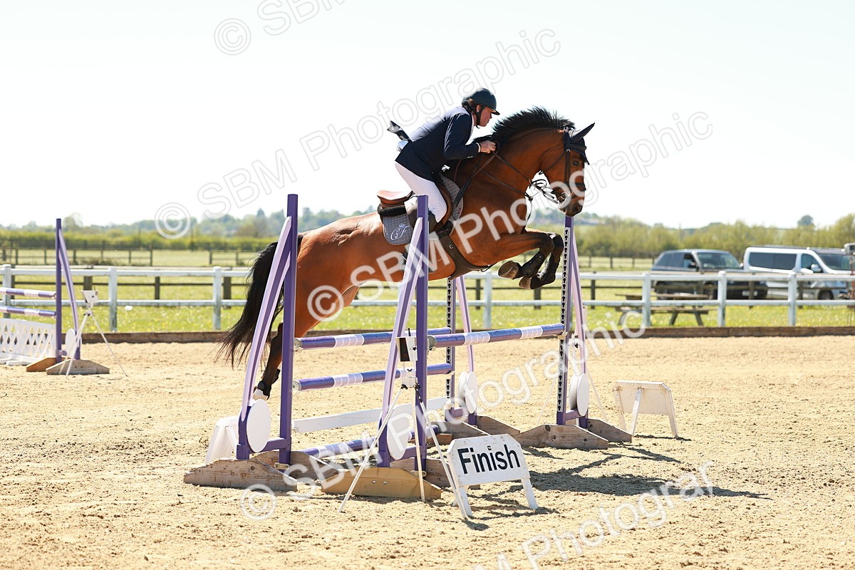 SBM_001433 - Class 4 - Senior Newcomers 1.10m