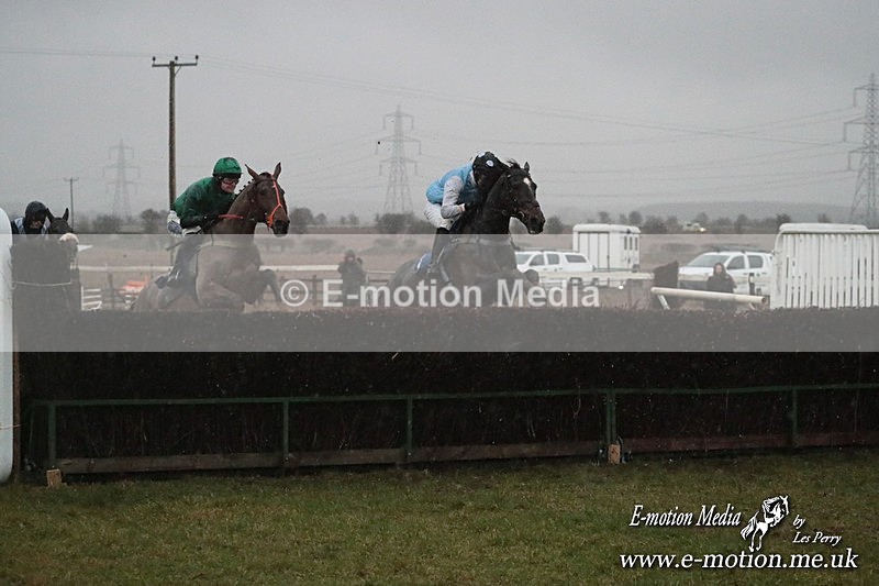 PtP 260125 1240 - Cocklebarrow Point-to-Point racing with the Heythrop Hunt 26/01/25