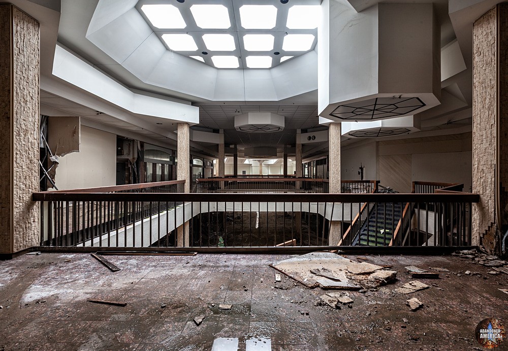 Unholy GeometryRandall Park Mall (North Randall, OH) | - Randall Park Mall