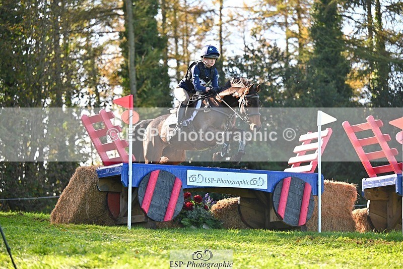 241026-121602-13072 - 410-Mae.Jackson-SWEET.RIOT