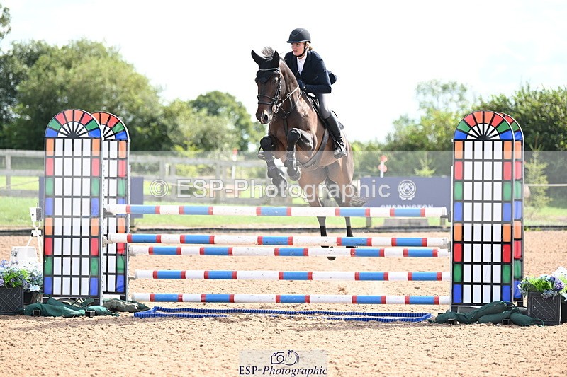 240913A-123734-04393 - Cls 15 Snr Foxhunter