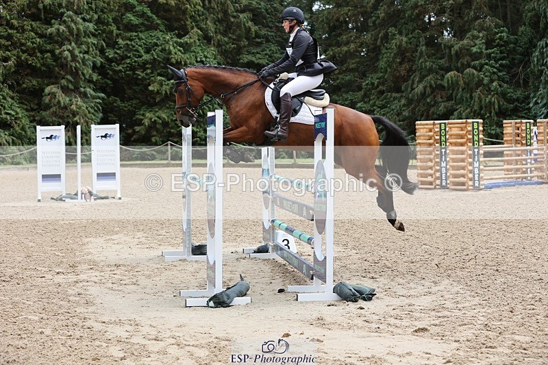 250803A-140047-14494 - O-666-Lara.Salter-NAOMIE.VAN.DE.BROUWERSHOEVE