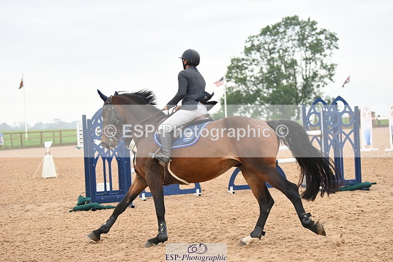 230916A-112140-04065 - Cls 14 Snr Foxhunter