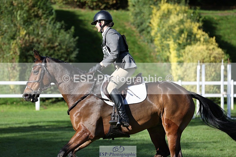 231022-130033-27459 - 507-EDGEDALE.BLUE.LADY-Katie.Lavin-TrotUp+SJ