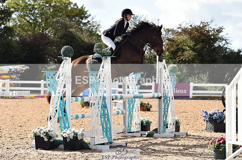 231014A-143810-05310 - Cls 15 1.05m Amateur Q 2nd R