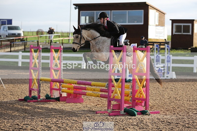 240211A-095523-01672 - Cls 1 Pony Intro 70cm