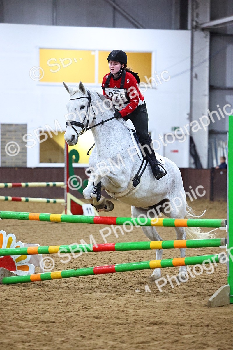 SBM_002533 - Class 6 - Holly & Ivy Stakes - 90cm