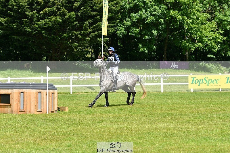 230528-134048-17259 - 461-SAUNDERSCOURT_AMBASSADOR-Adam_Trew-XC