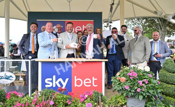 220825-033 Asgards Captain - Race 1 1.50pm Sky Bet Handicap
