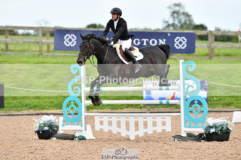 240915A-165558-11150 - Cls 30 Snr Foxhunter