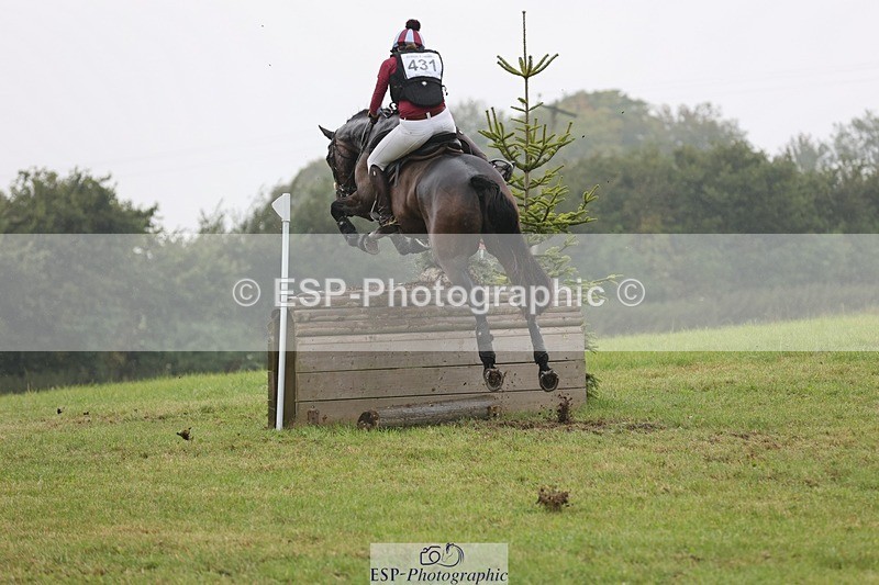 240901A-141019-09500 - 431-Lizette.Jackman-MURPHYS.GAUNTLET