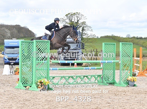BPP_4328 - CLASS 8 FRI Senior Foxhunter/ 1.20m Open