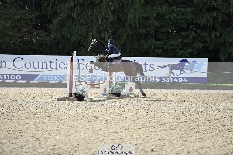 230820-100617-00138 - 70cm - Round 1