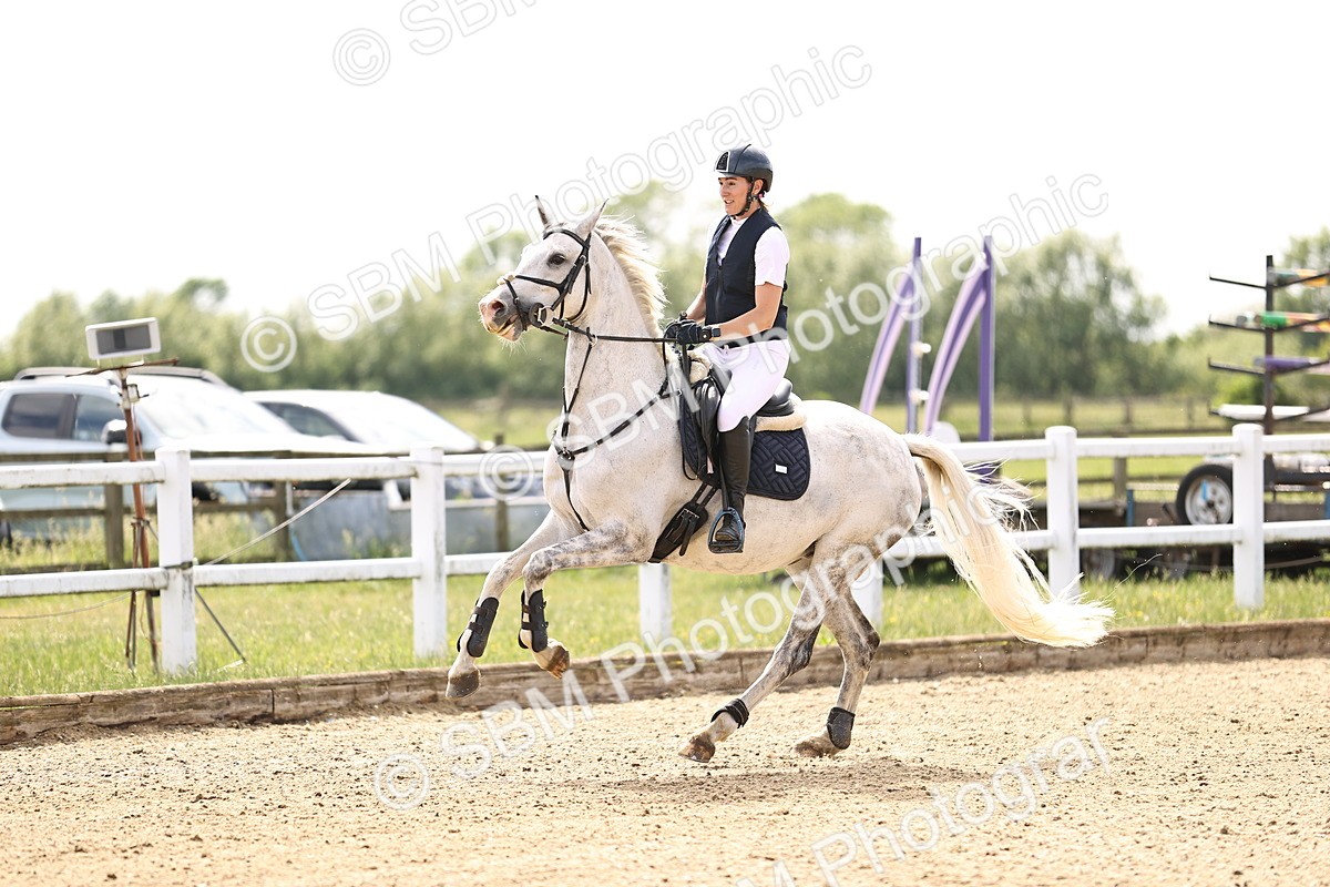 SBM_005127 - Class 12 - 1.15m Open (Members Cup)