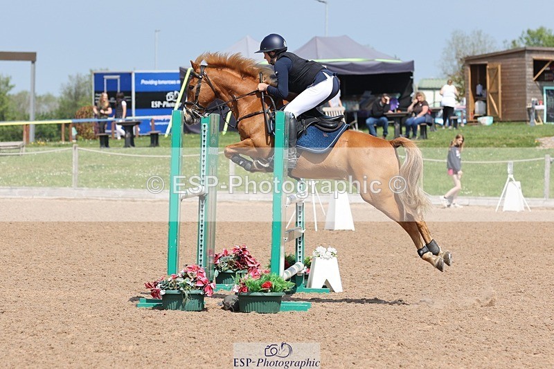 250503-121159-00960 - Cls 9 Pony Foxhunter and 1.10m Open