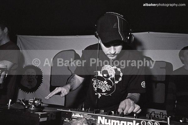 29 monk-one - Friends-&-Family @ the-roadhouse 07.02.04