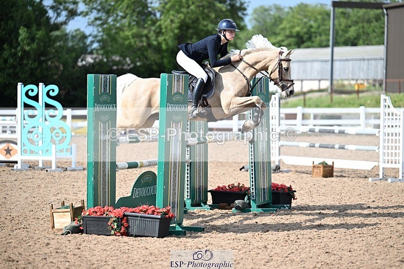 260627-173136-05768 - Cls 27 Foxhunter and 1.10m