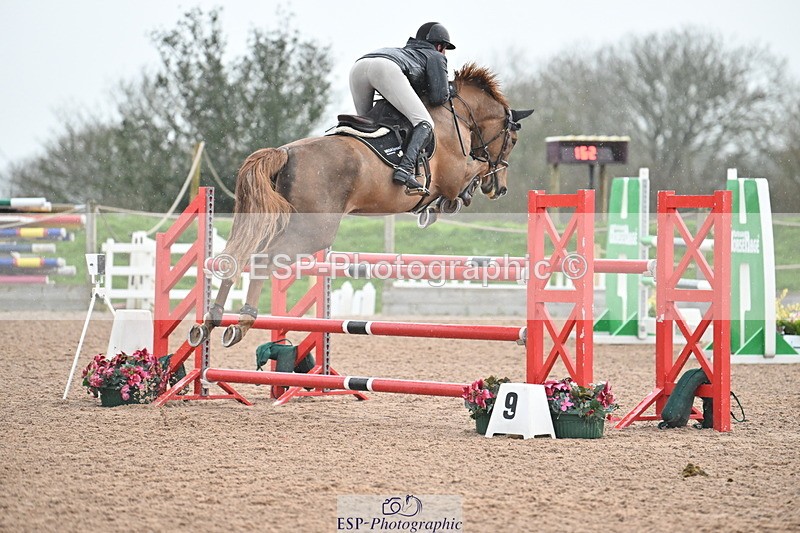 240315A-104917-00253 - Cls 2 Snr Newcomers