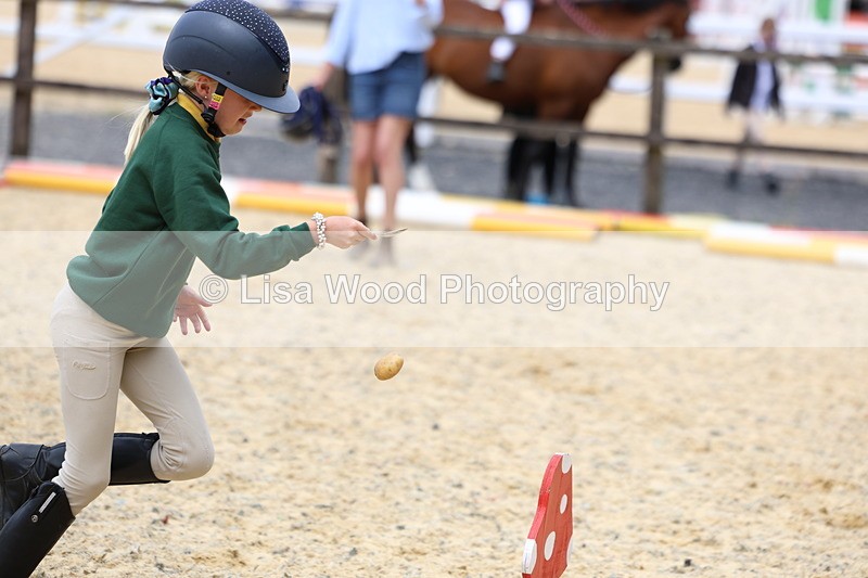 3E7A0055 - Egg and Spoon