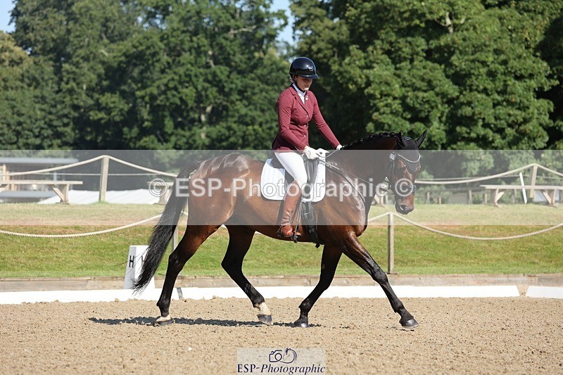 240719-092353-00132 - 305-Eleanor_Halton-Fairway's_Finale