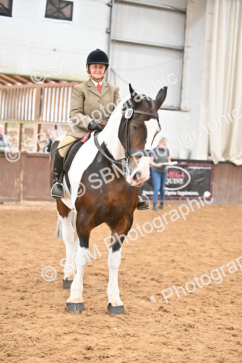 SBM_002666 - Class 28,29 - Ridden Irish & Coloured