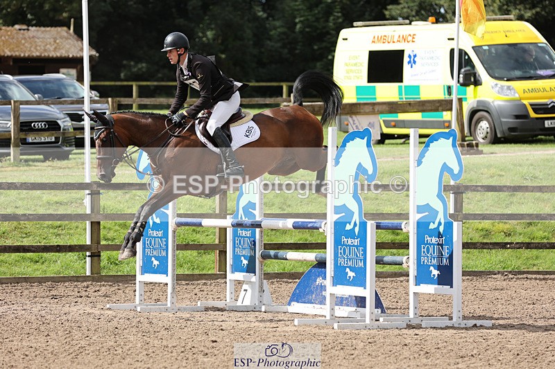 240804-104243-11234 - 307-Tom_Rowland-VALERIA