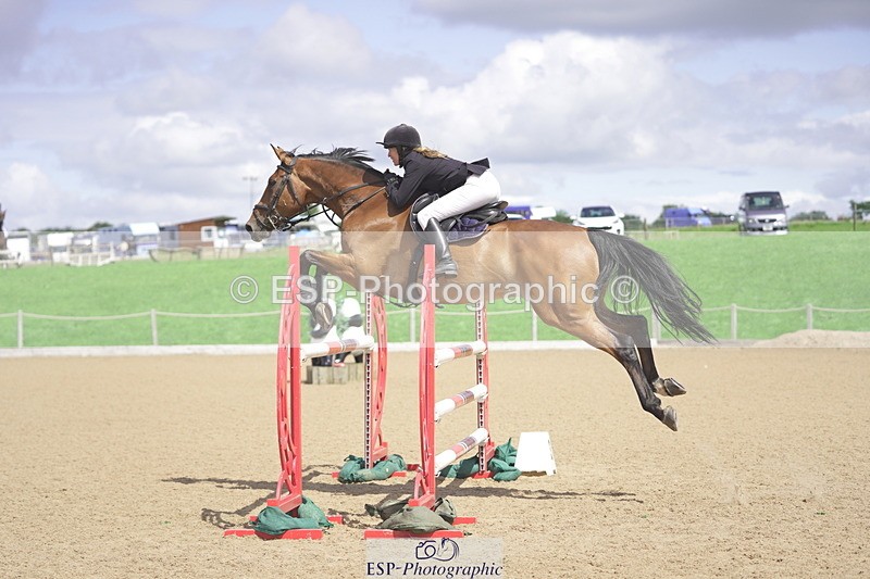 230806A-123634-02017 - Cls 14 Snr Foxhunter & 1.20m Open