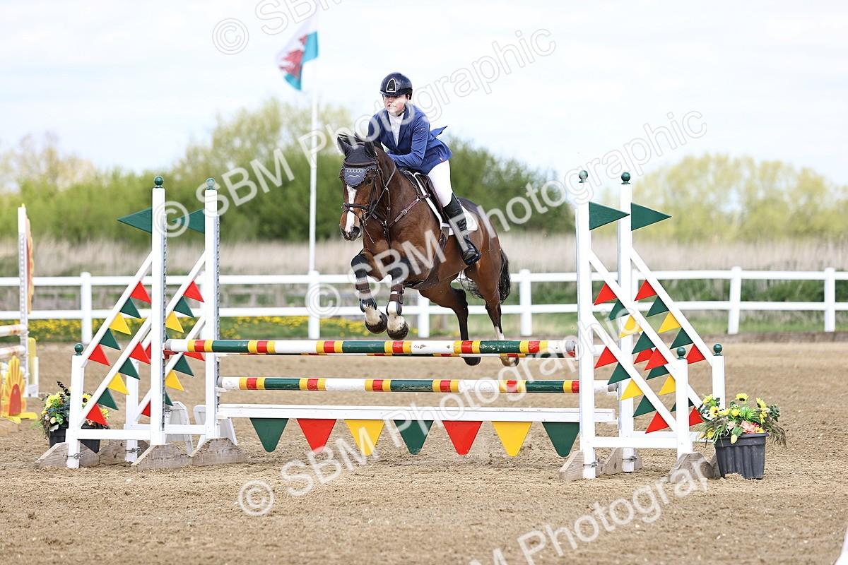 SBM_5152 - Class 9 - Senior British Novice - 90cm