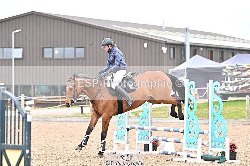 250414-103059-00115 - 80cm Round 1