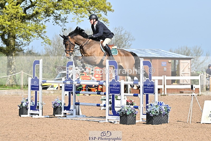 240509A-100451-00767 - Cls 8 Foxhunter